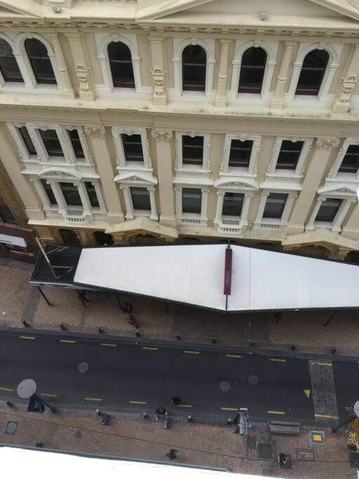 Outstanding Central Lambton Quay Apartment 惠灵顿 外观 照片